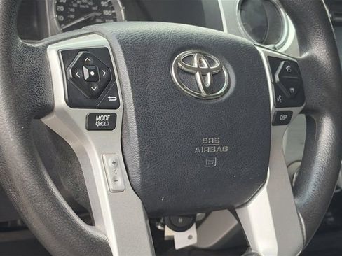 Used 2014 Toyota Tundra SR5 w/ SR5 Upgrade Package image 10