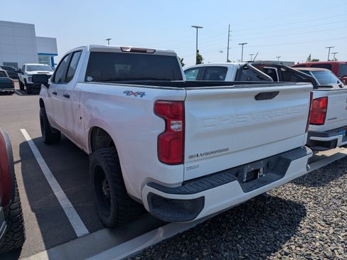 Used 2021 Chevrolet Silverado 1500 Custom AWD/4WD image 6