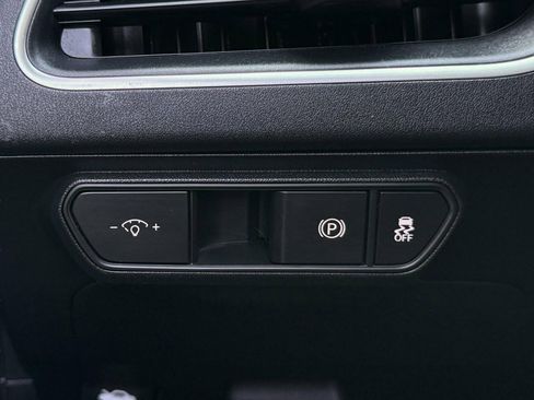 Used 2025 Kia K4 FWD image 20
