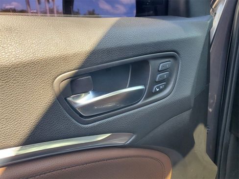 Certified 2020 Acura MDX FWD w/ Technology Package image 23