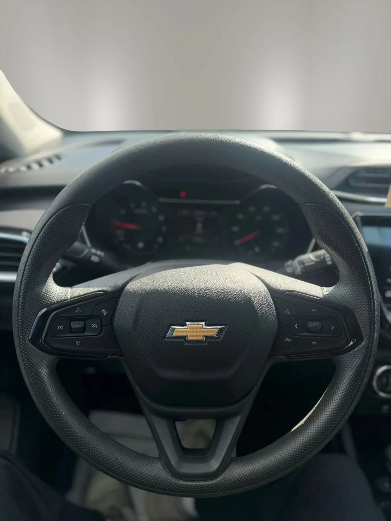 Used 2021 Chevrolet TrailBlazer LT w/ Convenience Package FWD image 13