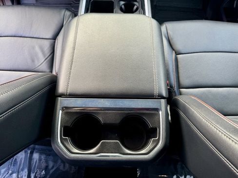 Used 2023 Ford F350 Lariat w/ Chrome Package image 21