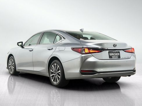Used 2023 Lexus ES 250 w/ Premium Package AWD/4WD image 3