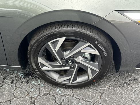 Certified 2025 Hyundai Elantra SEL w/ Cargo Package image 12