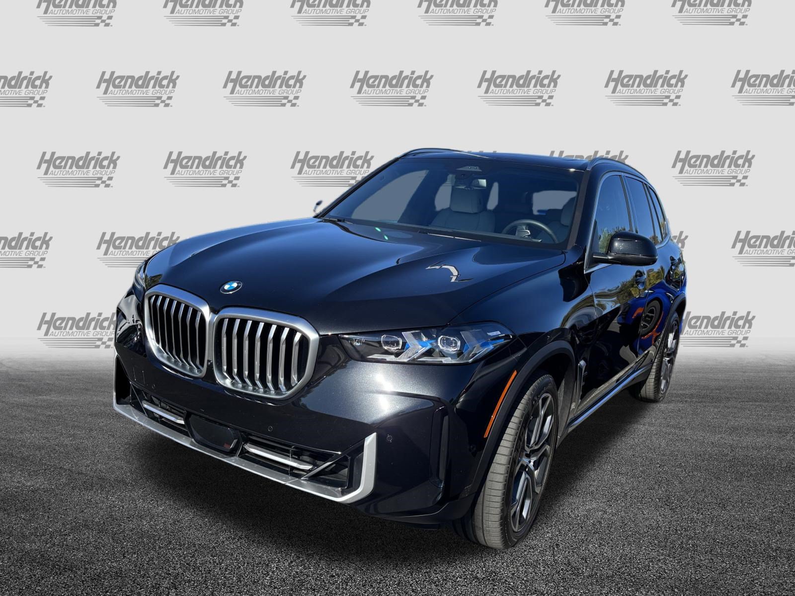 Certified 2024 BMW X5 xDrive40i w/ Premium Package AWD/4WD image 6