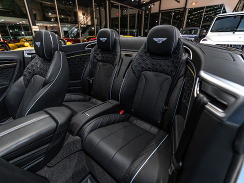 Used 2024 Bentley Continental GT S image 28