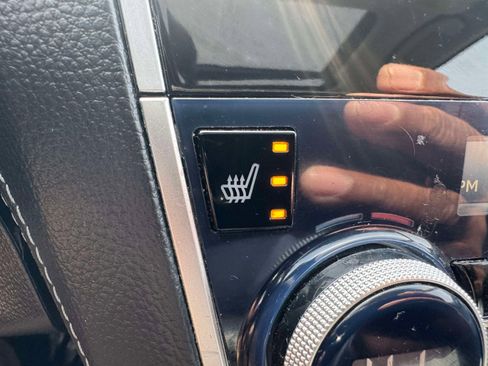 Used 2018 Subaru Outback 2.5i Limited image 34