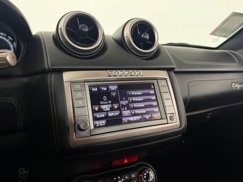 Used 2014 Ferrari California RWD image 24