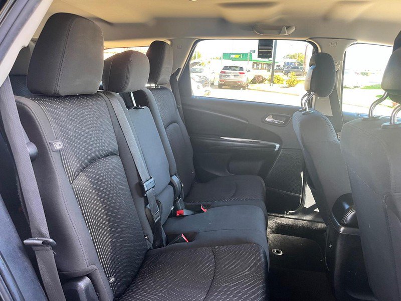 Used 2018 Dodge Journey SE w/ Blacktop Package FWD image 15