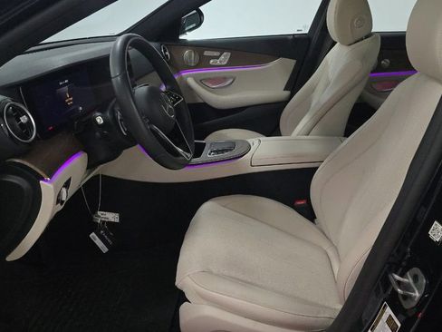 Used 2022 Mercedes-Benz E 350 Sedan w/ AMG Line Exterior image 8
