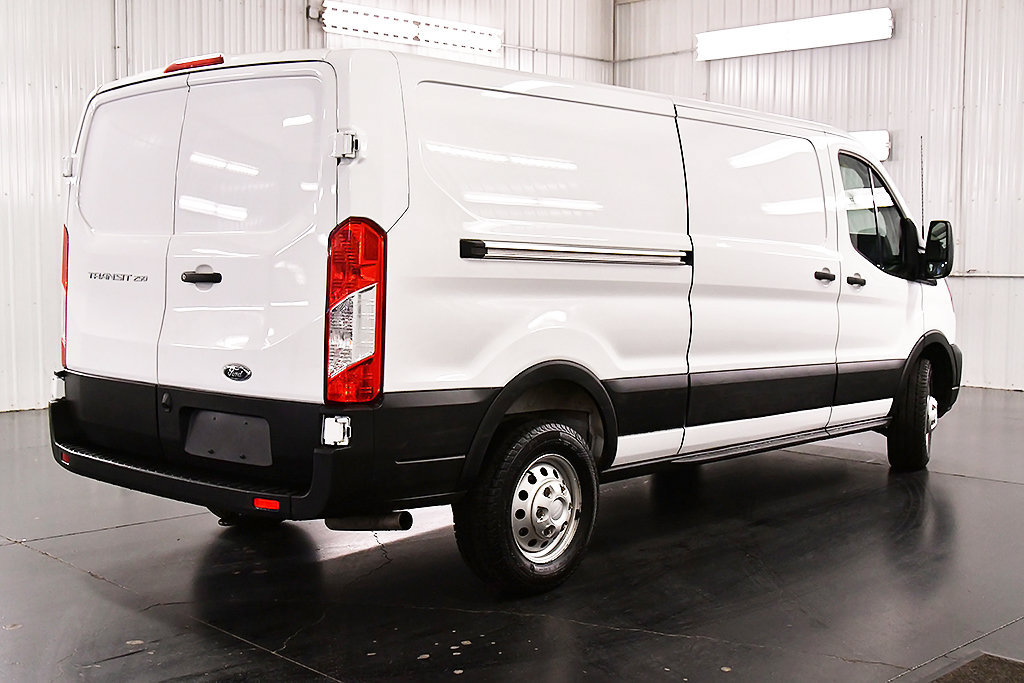 Used 2025 Ford Transit 250 Low Roof AWD image 7