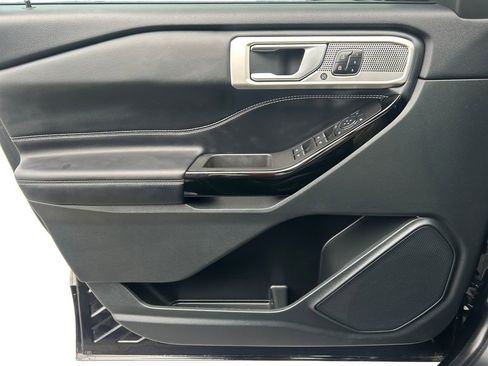 Used 2023 Ford Explorer ST w/ Equipment Group 401A image 18