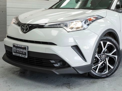 Used 2018 Toyota C-HR XLE image 13