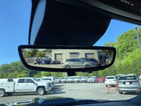 Used 2024 Chevrolet Silverado 1500 ZR2 w/ Technology Package image 23