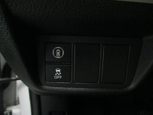 Used 2018 Honda Accord EX-L image 19