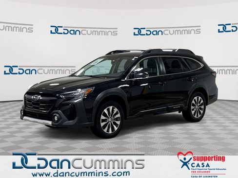 Used 2023 Subaru Outback Limited image 1