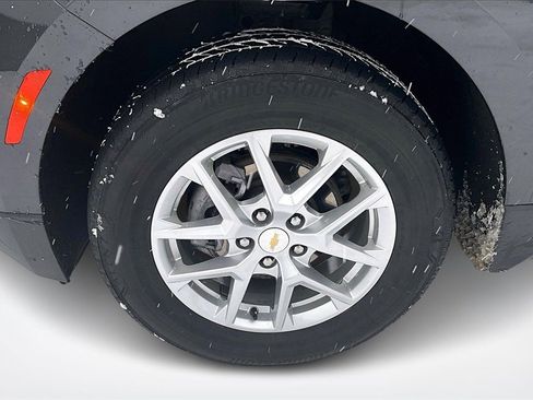 Used 2022 Chevrolet Equinox LT image 32