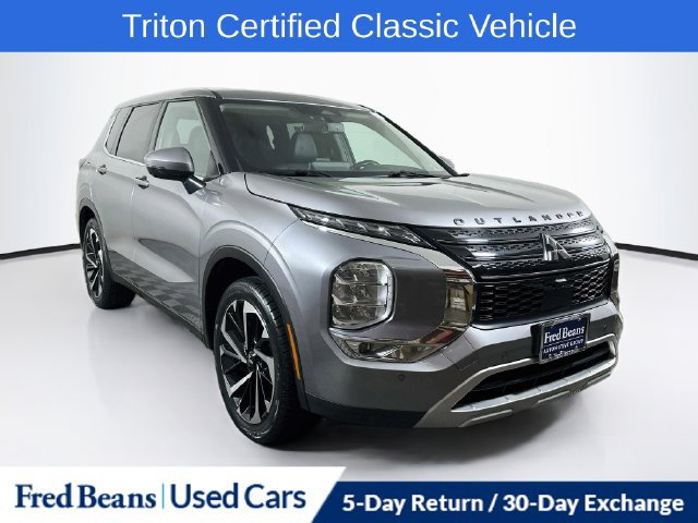 Used 2022 Mitsubishi Outlander SE FWD image 1