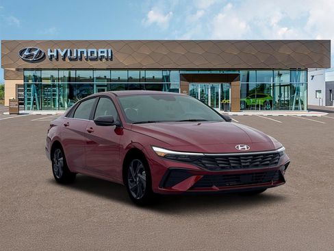 New 2026 Hyundai Elantra SEL Sport image 12