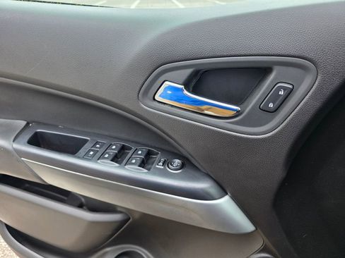 Used 2015 Chevrolet Colorado LT w/ Luxury Package image 14