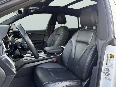 Used 2019 Audi Q8 Premium Plus w/ Premium Plus image 21