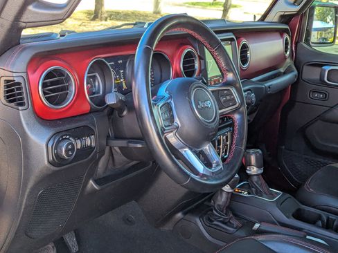 Used 2021 Jeep Gladiator Rubicon image 13