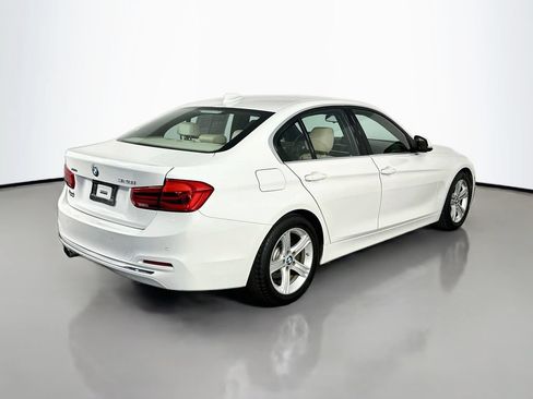 Used 2016 BMW 328i xDrive Sedan AWD/4WD image 7