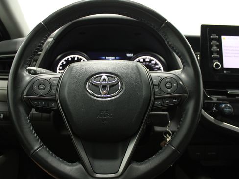Used 2023 Toyota Camry SE AWD/4WD image 28