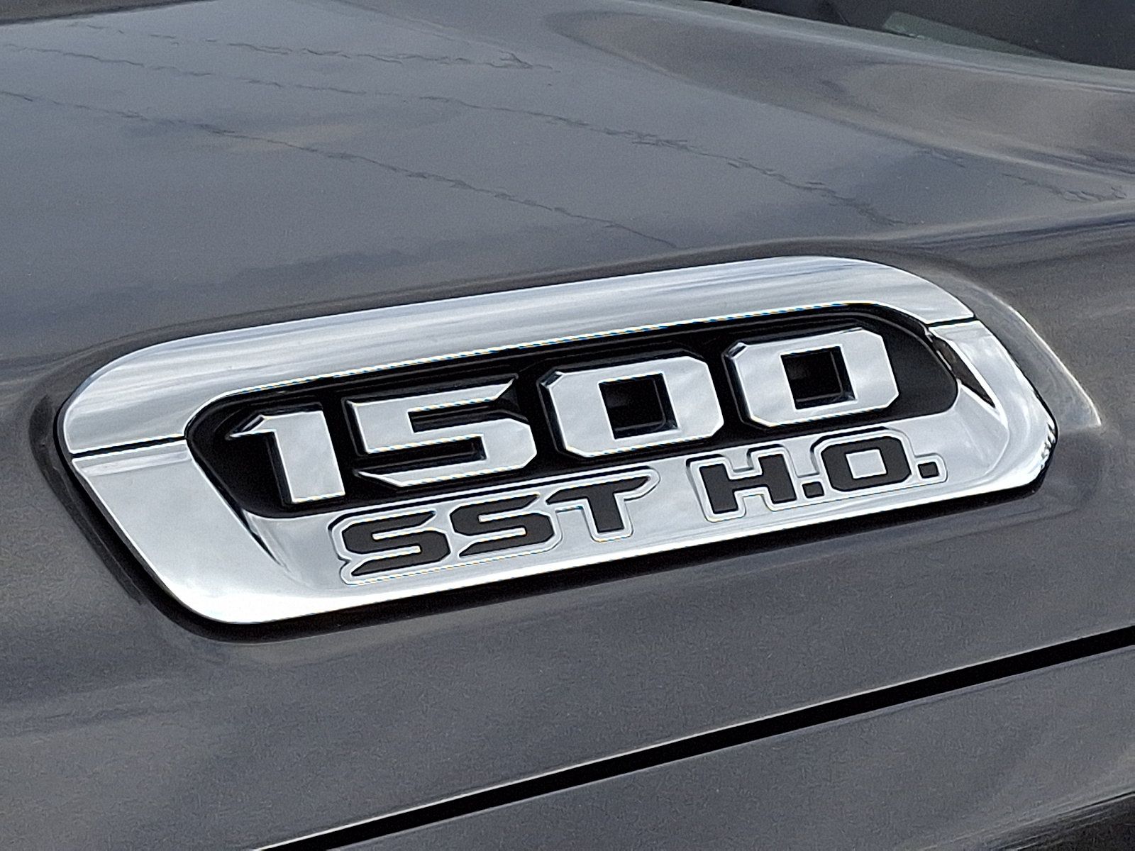 Used 2025 RAM 1500 Limited AWD/4WD image 10