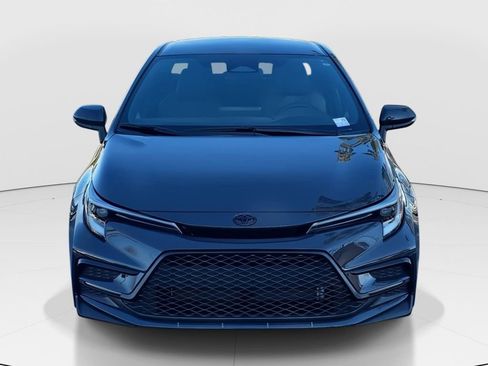 Used 2023 Toyota Corolla SE image 2