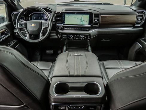 Certified 2025 Chevrolet Silverado 2500 High Country w/ High Country Premium Package image 30