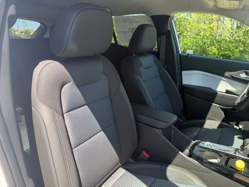 New 2026 Chevrolet Trax LT FWD image 22