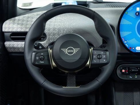 Certified 2025 MINI Cooper S image 16