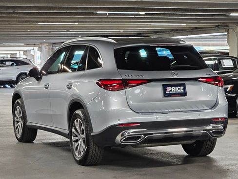 Used 2023 Mercedes-Benz GLC 300 4MATIC image 8