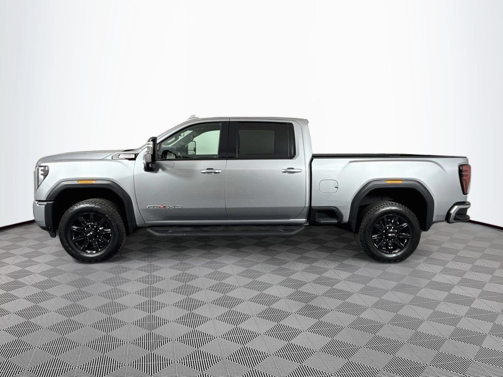 Used 2026 GMC Sierra 3500 AT4 AWD/4WD image 4