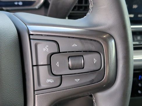 Used 2025 Chevrolet Silverado 2500 High Country w/ Technology Package AWD/4WD image 19