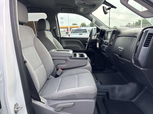 Used 2018 Chevrolet Silverado 2500 W/T w/ WT Convenience Package image 28