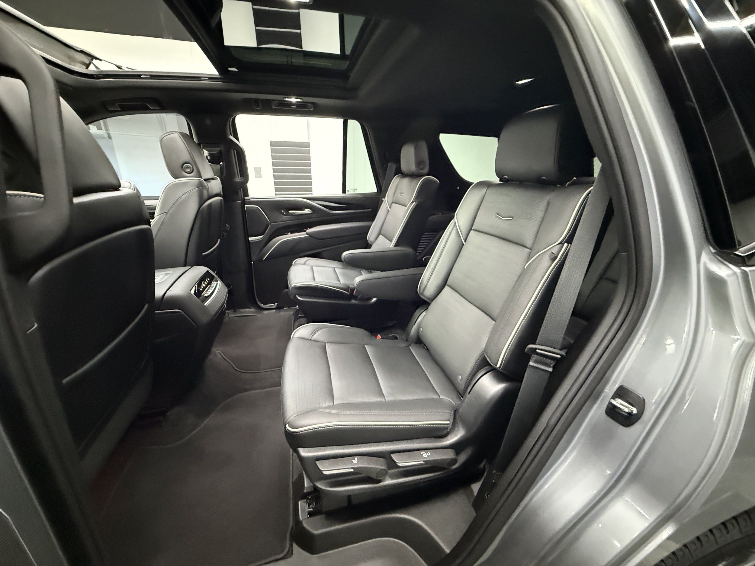 Used 2023 Cadillac Escalade Sport w/ Touring Package AWD/4WD image 26