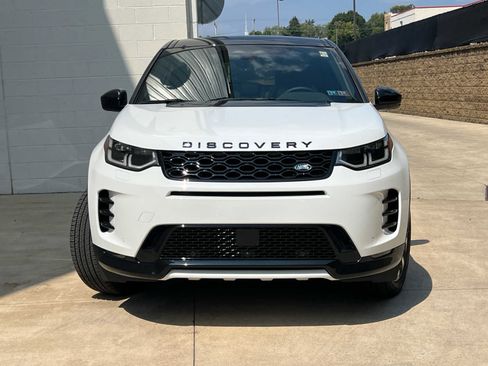 Certified 2025 Land Rover Discovery Sport Dynamic SE image 2