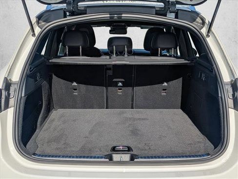Certified 2025 Mercedes-Benz GLC 300 image 10