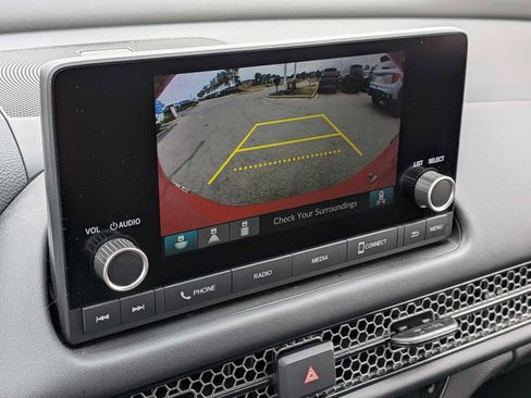 Certified 2025 Honda HR-V Sport image 27