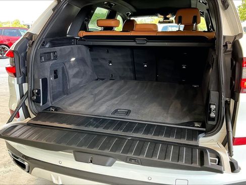 Used 2021 BMW X5 sDrive40i w/ M Sport Package RWD image 34