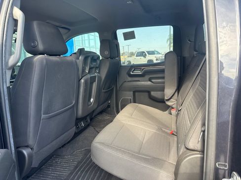 Used 2023 Chevrolet Silverado 1500 LT RWD image 7