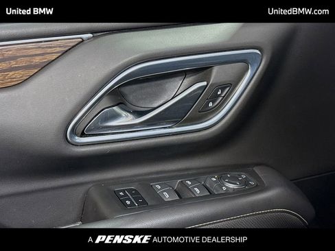 Used 2022 Chevrolet Tahoe Premier image 3