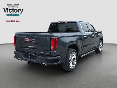 Used 2021 GMC Sierra 1500 Denali w/ Denali Ultimate Package AWD/4WD image 17
