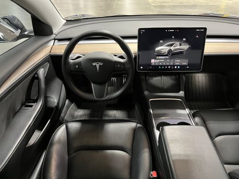 Used 2022 Tesla Model 3 Performance image 12