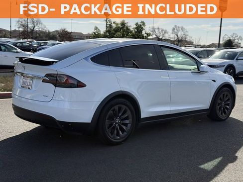Used 2018 Tesla Model X 100D image 7