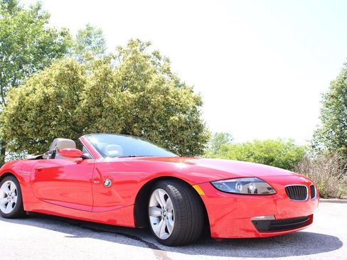 Used 2007 BMW Z4 3.0i image 6