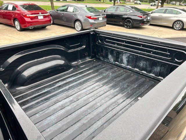Used 2020 RAM 1500 Warlock AWD/4WD image 10