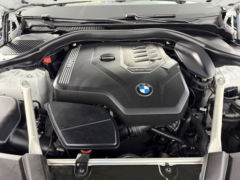 Used 2023 BMW 530i w/ Convenience Package image 34